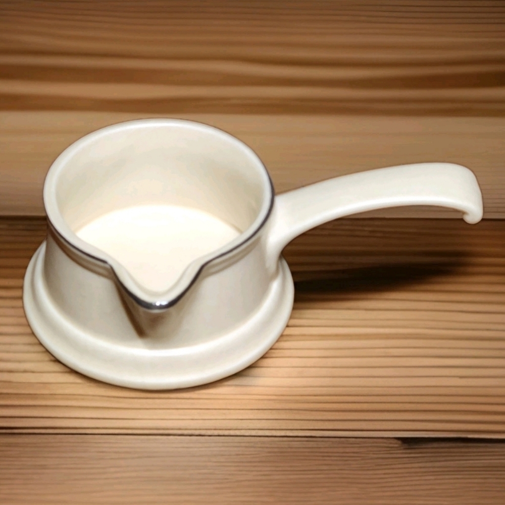 Vintage Pfaltzgraff Village Gravy Boat / Sauce Pitcher – USA Made Stoneware